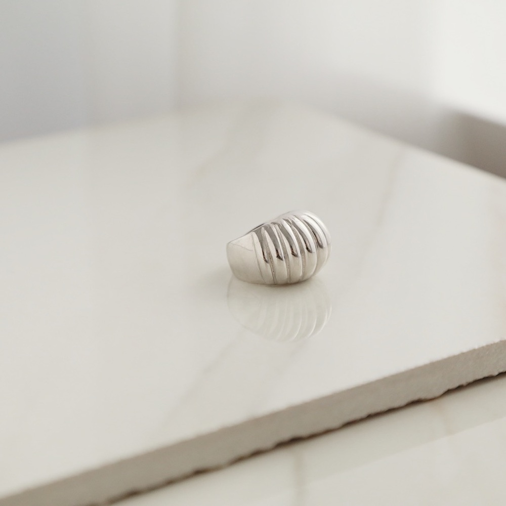 Croissant Midi Ring | 925 Silver - Picture 3 of 7
